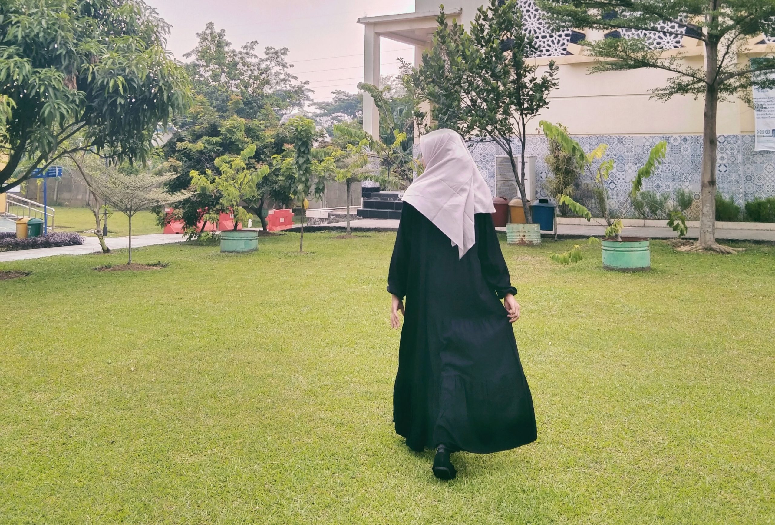 Liana Tasa Jurusan Akuntansi Syariah (Mahasiswi Insitut Agama Islam Tazkia Bogor)

